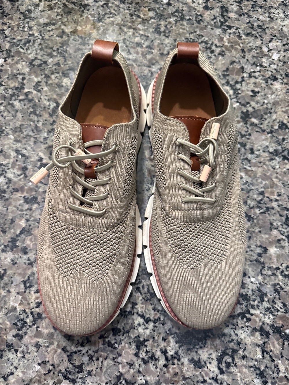 Men's Knit Breeze wingtip casual shoes only worn a couple times